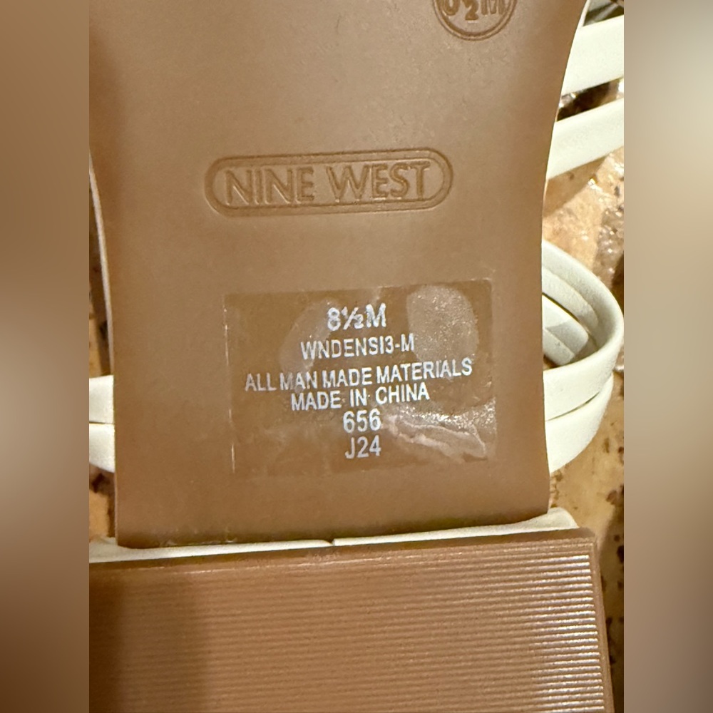 New Nine West Cream Pointed-Toe Slingback Flats  Size 8 1/2 Women’s - Picture 10 of 15